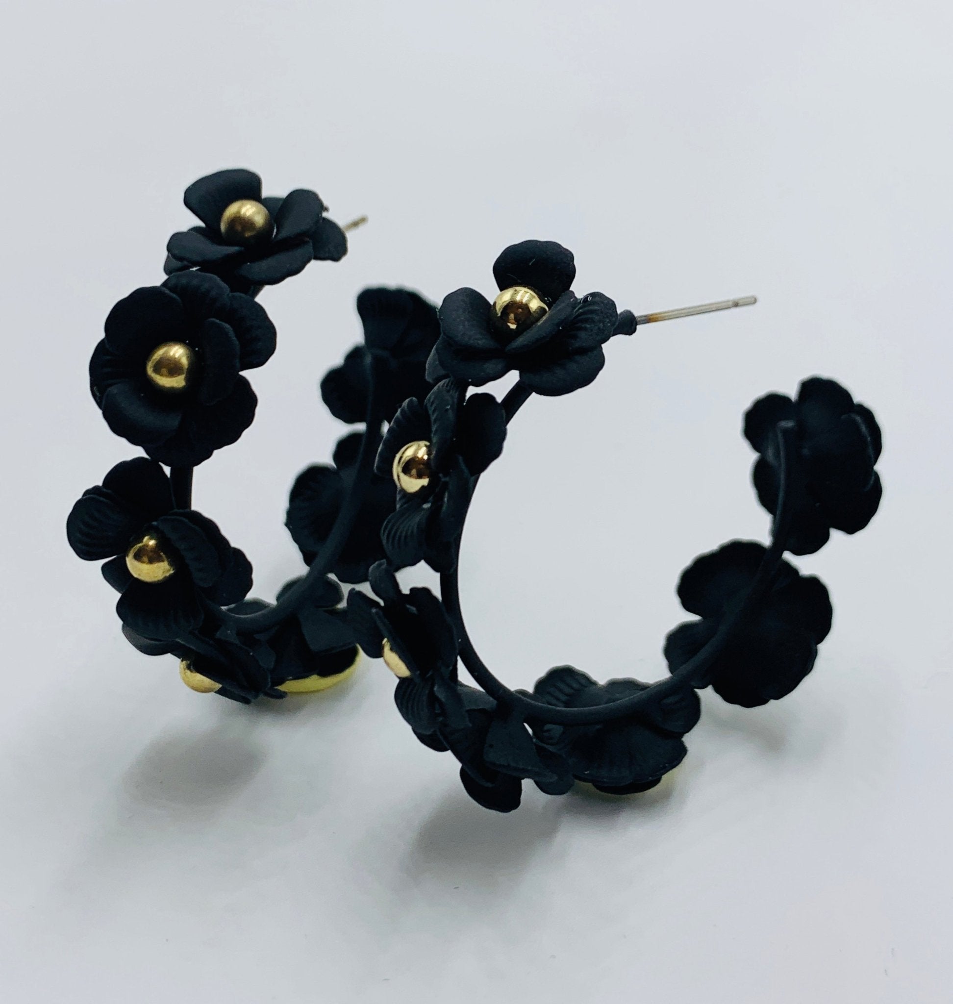RAFAELLA Earrings - Maison Numéro 12