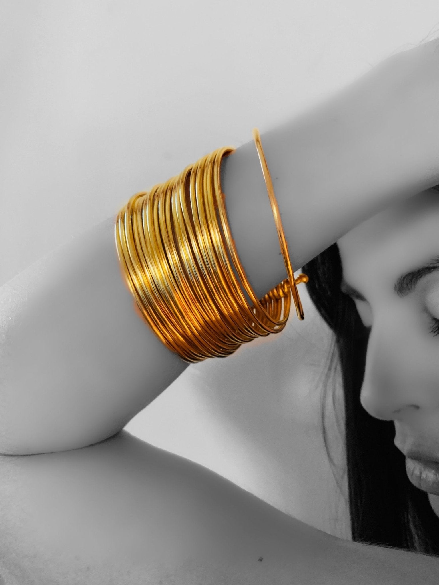 ANNAELLE Cuff - Maison Numéro 12