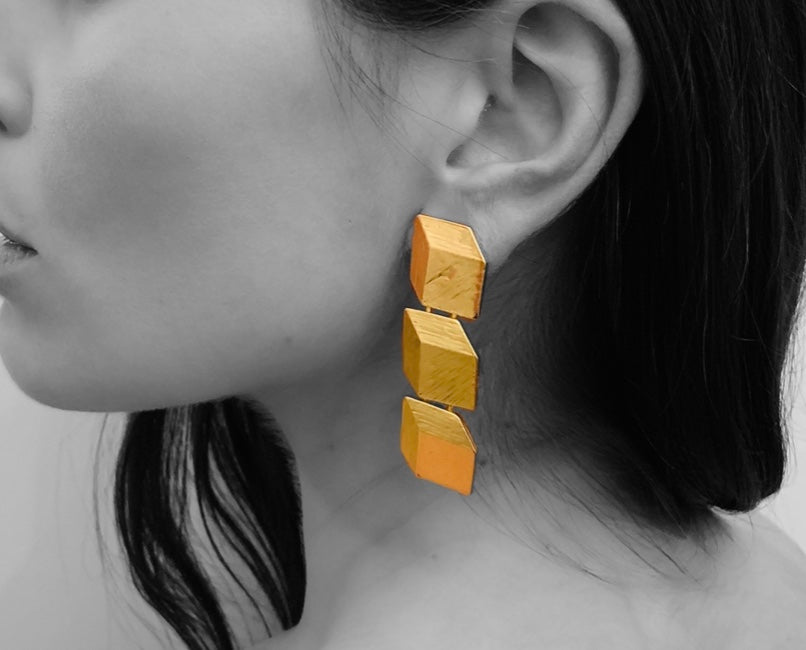 CUBE (clip) Earrings - Maison Numéro 12