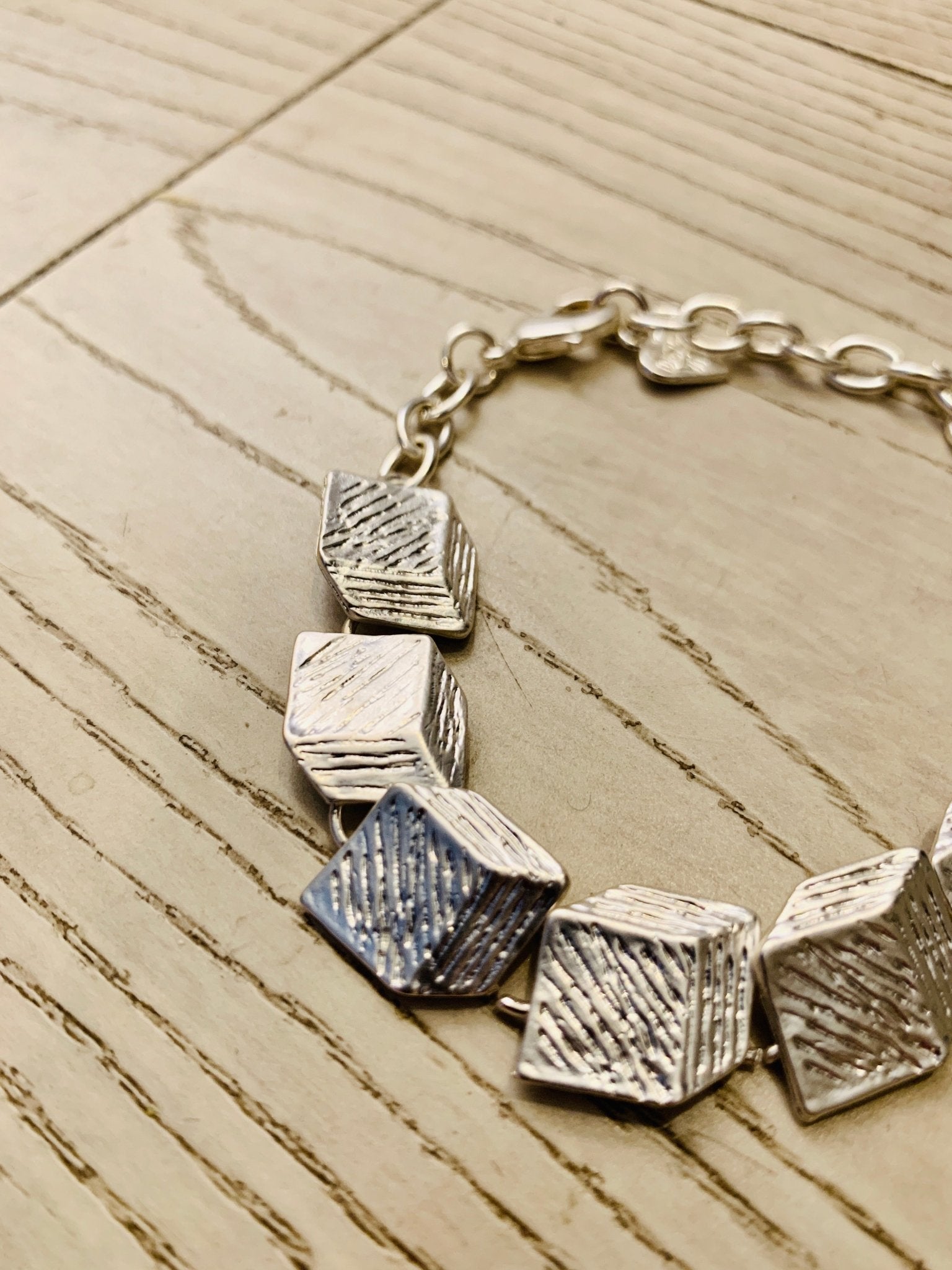 CUBE (Small) Bracelet - Maison Numéro 12