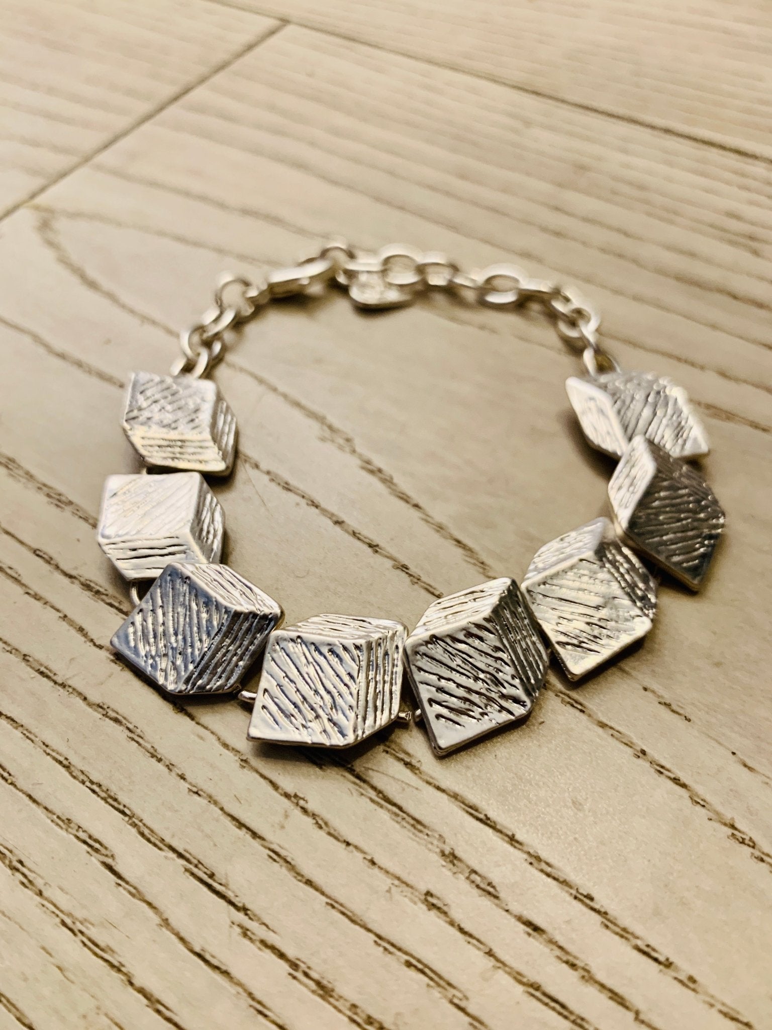 CUBE (Small) Bracelet - Maison Numéro 12