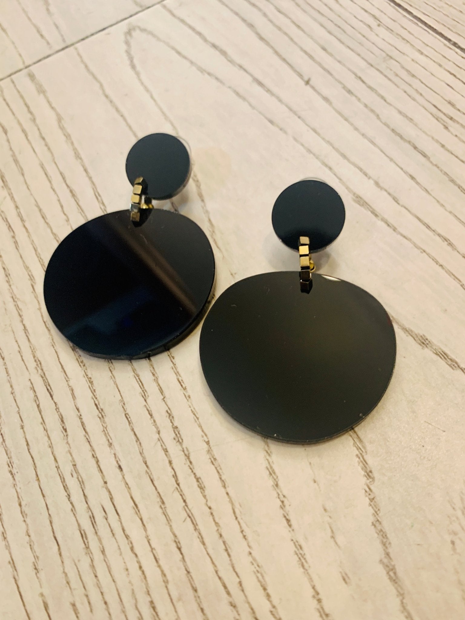 ECLIPSE Earrings - Maison Numéro 12