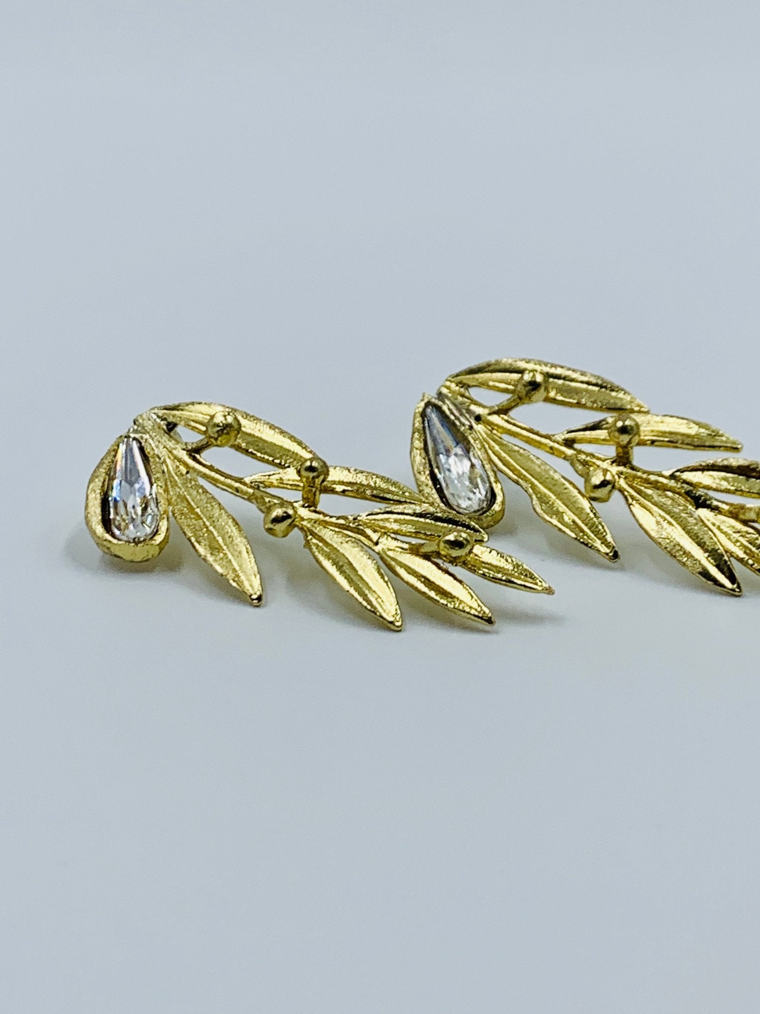 OSILIA Earrings - Maison Numéro 12