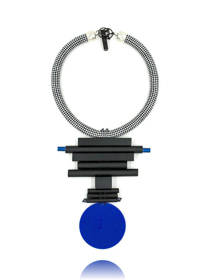 Collier TOTEM - Maison Numéro 12