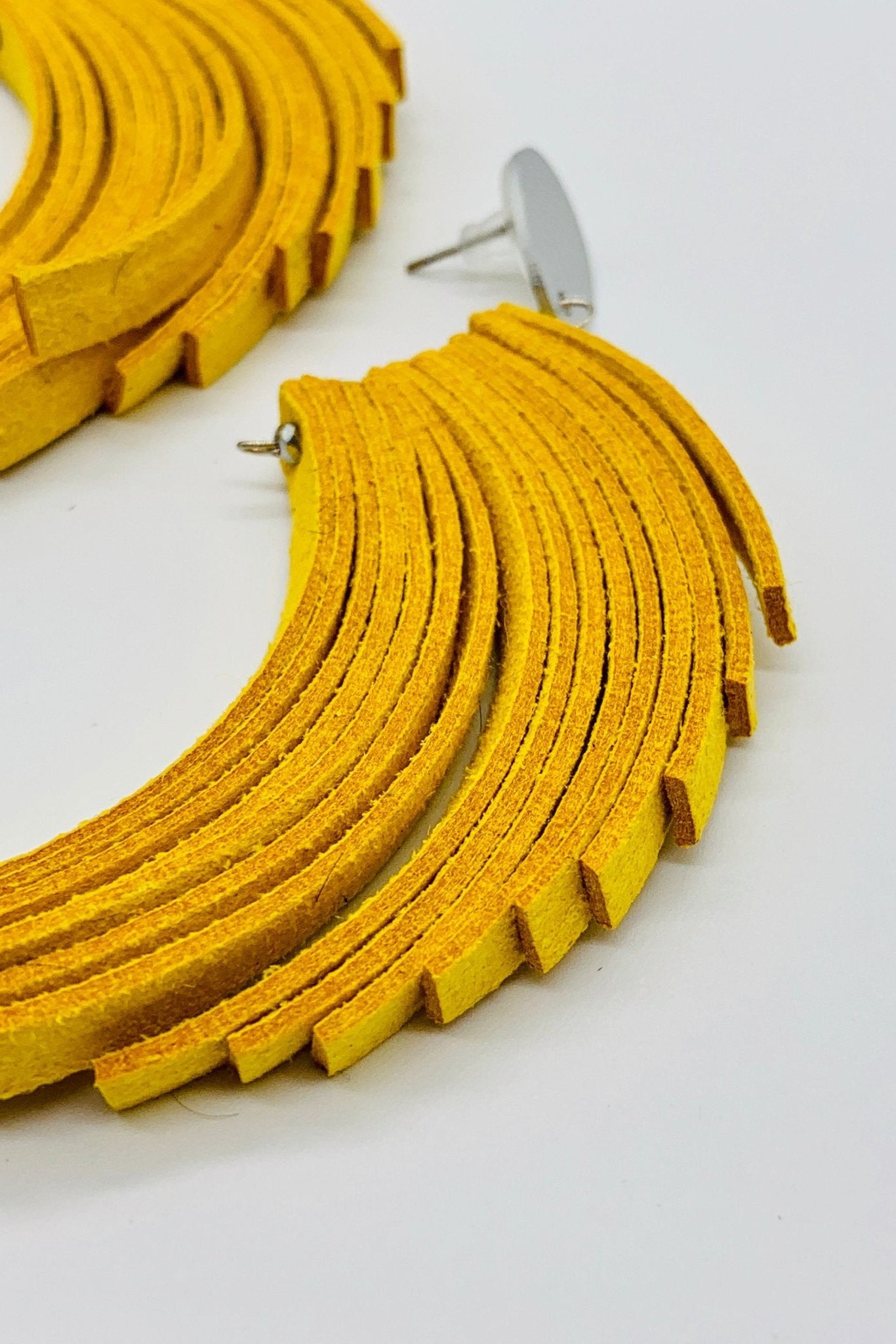 AILE Earrings - Maison Numéro 12