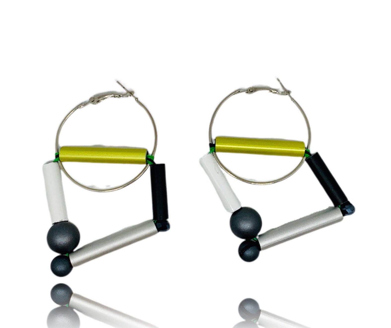 OYUKA Earrings - Maison Numéro 12