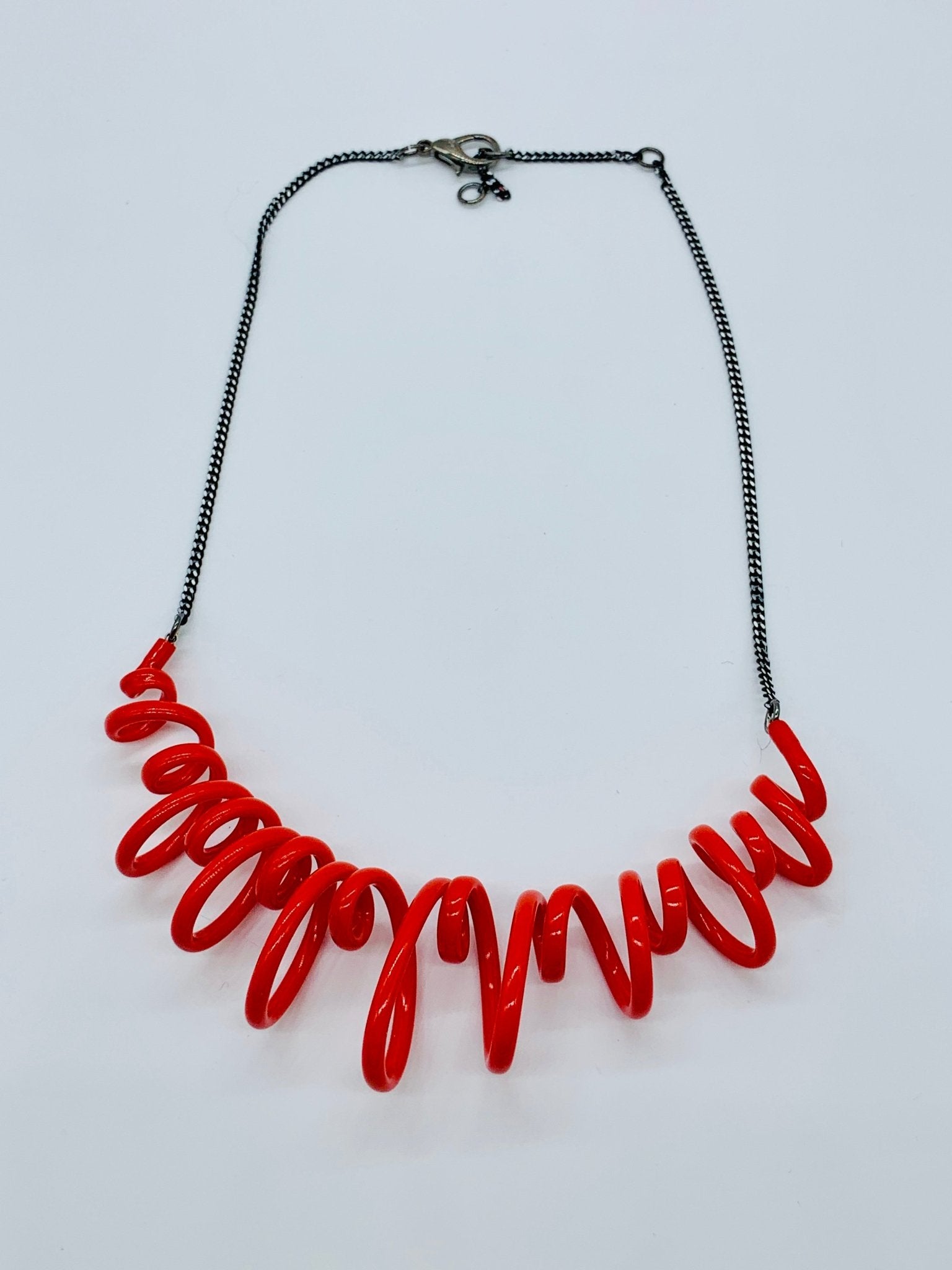 "W" Necklace - Maison Numéro 12