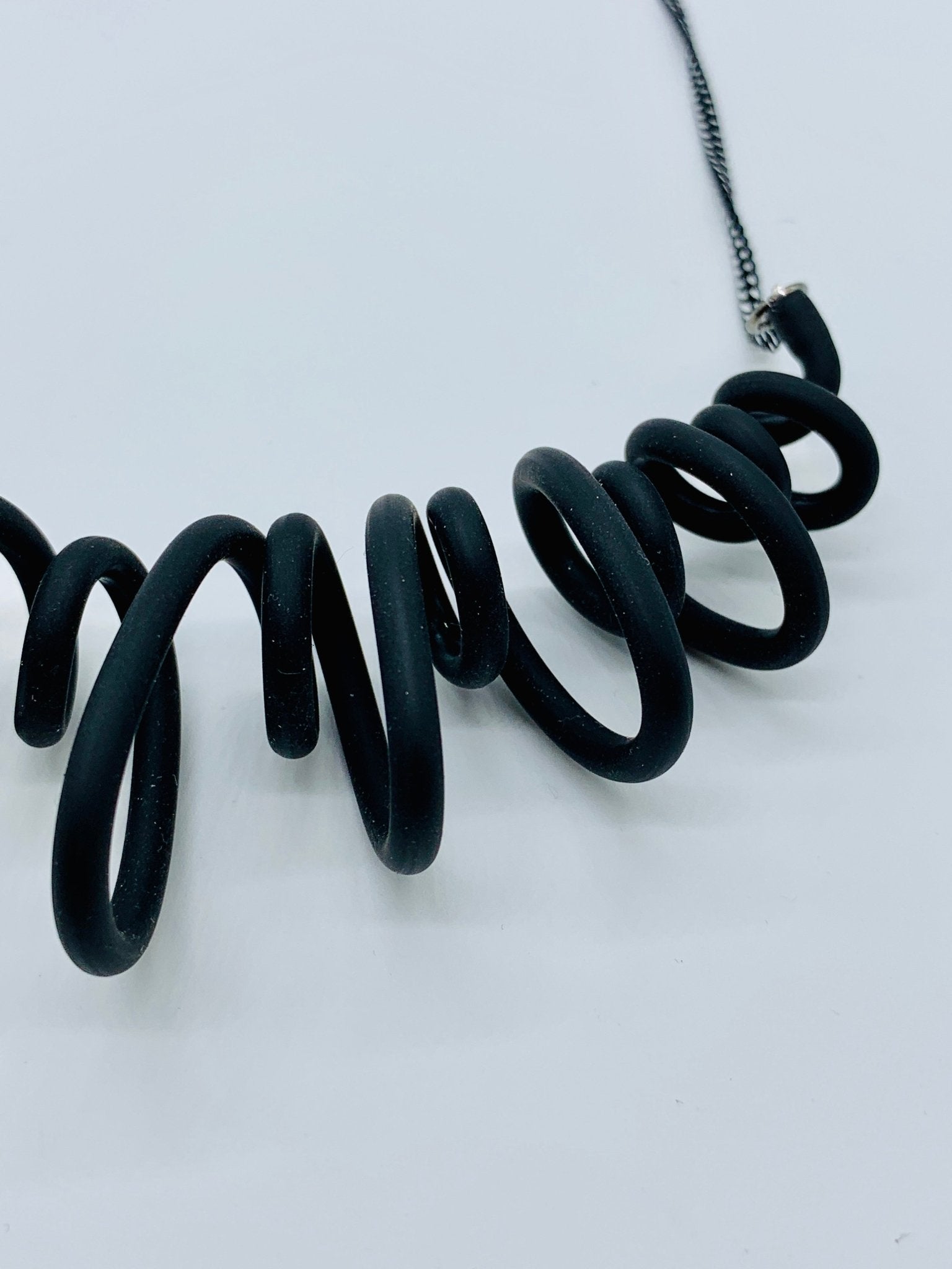 &quot;W&quot; Necklace - Maison Numéro 12