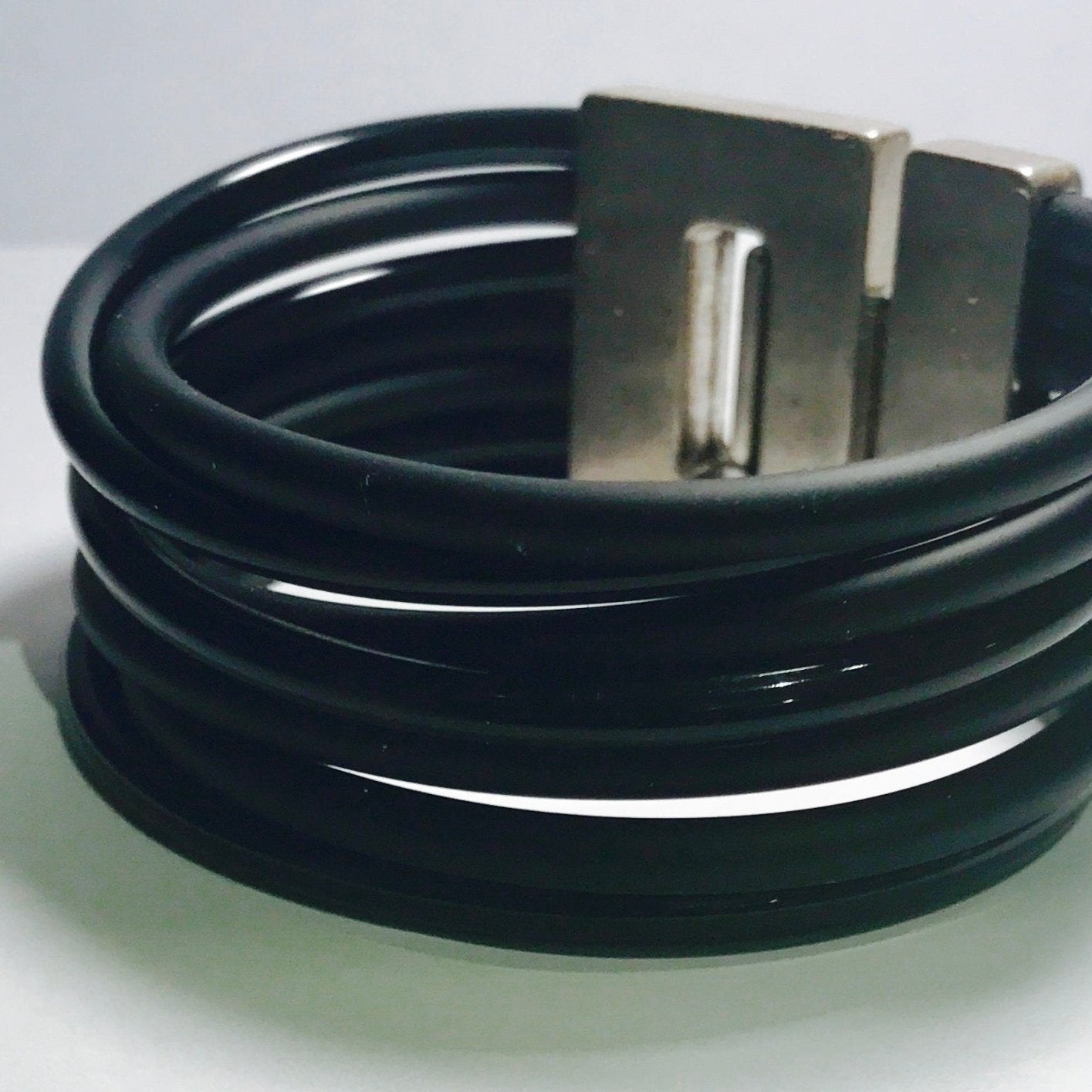 Z70 Bracelet - Maison Numéro 12